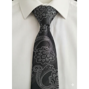 NWT Imani Uomo handmade black silver paisley silk tie and pocket square - 62"
